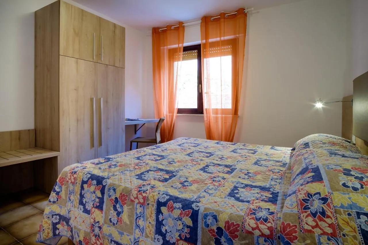 Residence Appartamenti Caffarena Àrbatax